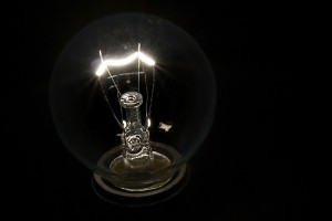 Light incandescent bulb