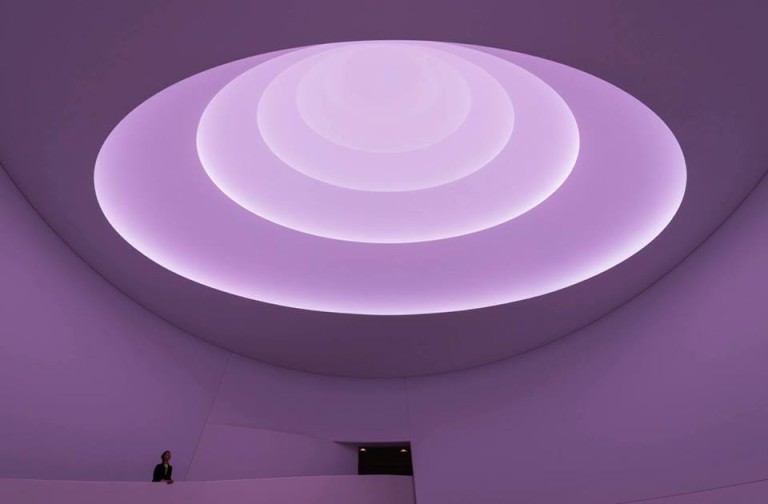Un’estate all’insegna della light art