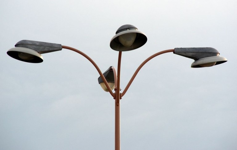 Una piazza di luce: archivio per l’illuminazione pubblica